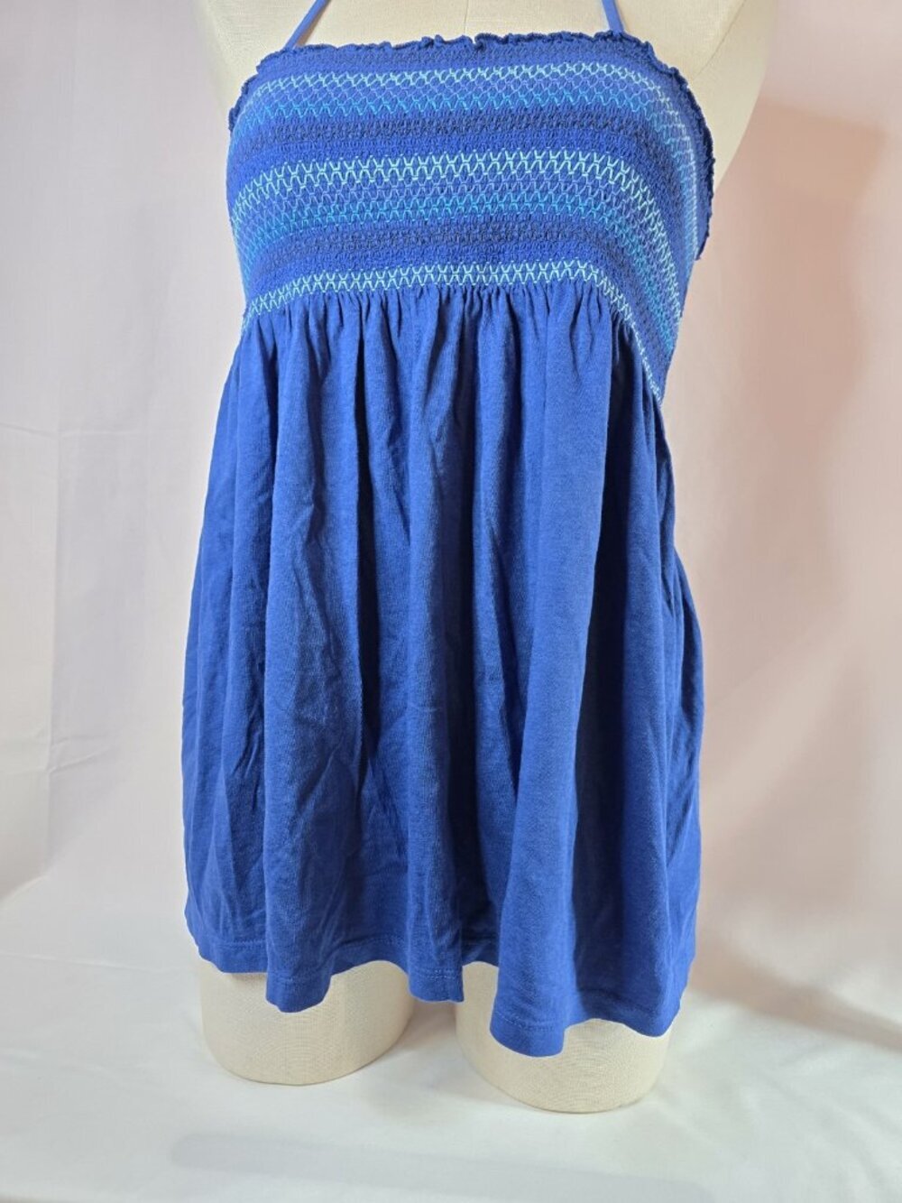 Old Navy Y2K Smocked Strapless Halter Top Womens Small Blue Babydoll Tank 2010s - Picture 4 of 10